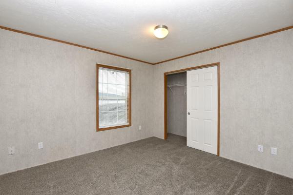 EAGLE RIVER LC-44S373  Home