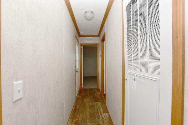 EAGLE RIVER LC-44S373  Home