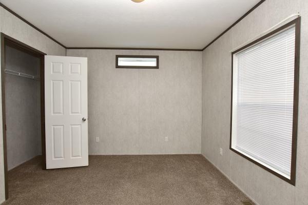 2021 Eagle River LC-52J158-LTD  Home