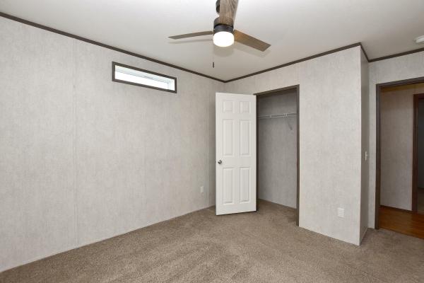 2021 Eagle River LC-52J158-LTD  Home