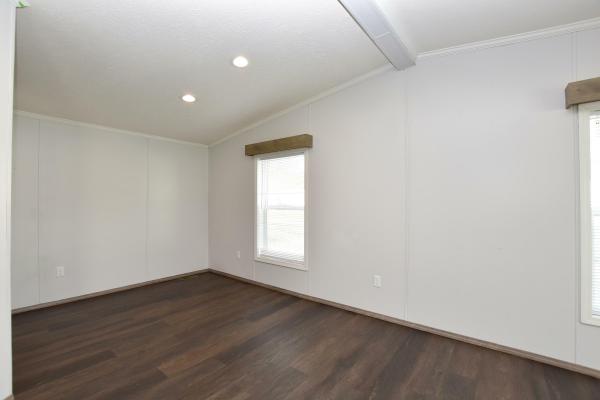 2019 Clayton M6CFT24483BH19  Home