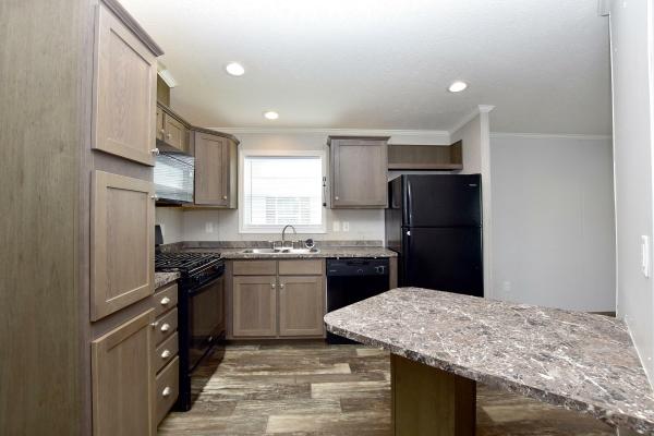 2019 Clayton M6CFT24483BH19  Home