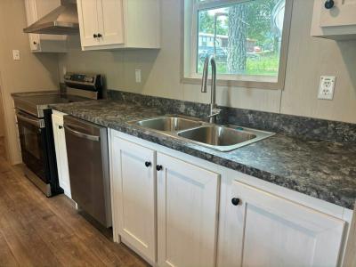 Photo 4 of 12 of home located at 400 N. Carson Road, #76 Birmingham, AL 35215