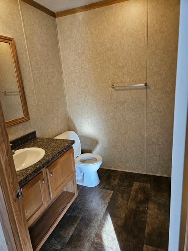 2016 COLONY 41 A1738A  Home