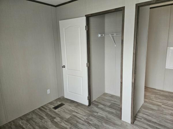 2022 31IND1663CH22  Home