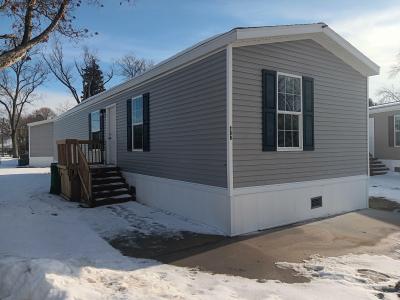 Mobile Home at 208 Carriage Lane Estate Streator, IL 61364