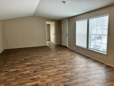 Mobile Home at 2220 Dunkelburg Rd Lot#103 Fort Wayne, IN 46819