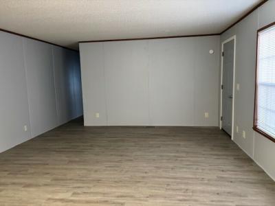 Mobile Home at 2220 Dunkelburg Rd Lot#532 Fort Wayne, IN 46819