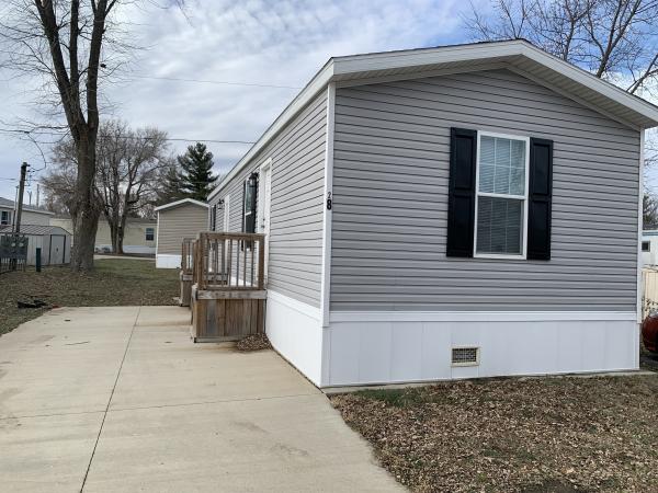 Photo 1 of 2 of home located at 28 Ronald Dr Bloomington, IL 61704