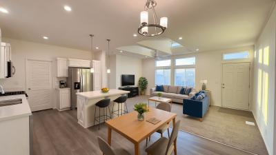 Photo 4 of 8 of home located at 3444 W Center St 26 Riverside, CA 92501