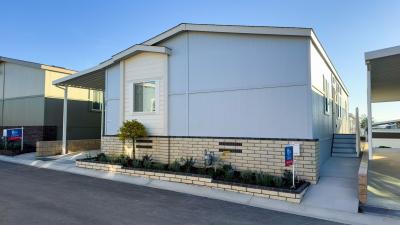 Photo 3 of 8 of home located at 3444 W Center St 25 Riverside, CA 92501