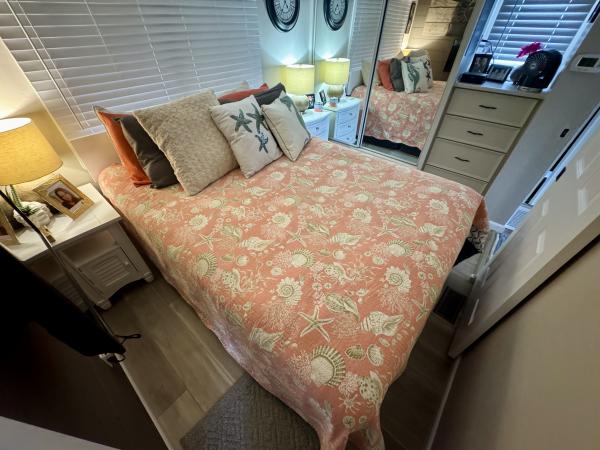 1985 RCIN  Home