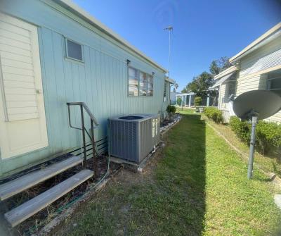 Photo 3 of 17 of home located at 35B Dale St Tavares, FL 32778