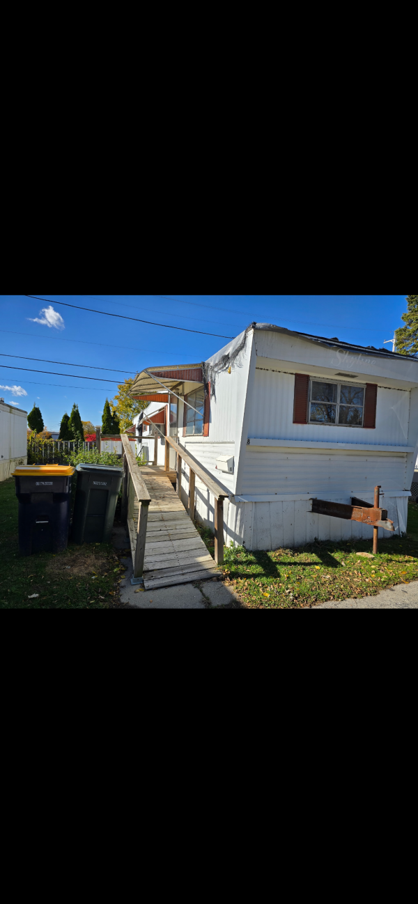 Photo 1 of 1 of home located at 10525 W Greenfield Avenue West Allis, WI 53214