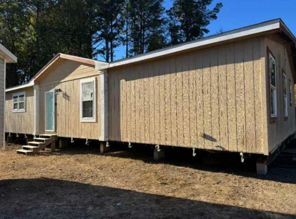 Photo 1 of 1 of home located at C&C Mobile Home Resales Llc 5621 Highway 1 Bypass Natchitoches, LA 71457