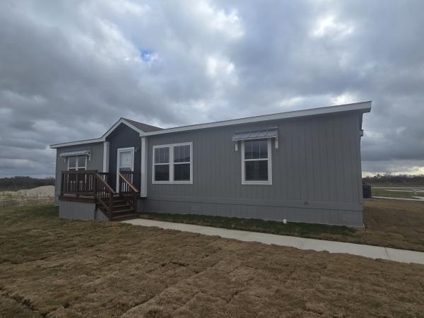 2024 Clayton 32DEV28523B Mobile Home