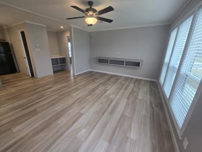 Photo 3 of 11 of home located at 117 Saddle Ranch Drive Kyle, TX 78640