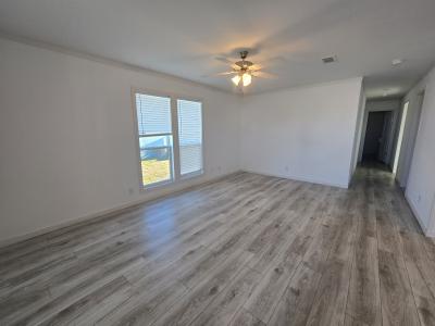 Photo 2 of 9 of home located at 142 Goldwater Drive Kyle, TX 78640