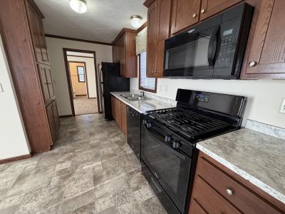 Photo 4 of 9 of home located at 8493 Maurice Ct Newport, MI 48166