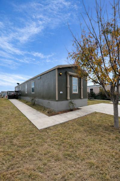 Mobile Home at 7151 Woodlake Pkwy #058 San Antonio, TX 78218