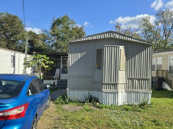 1993 NEWM Mobile Home For Sale