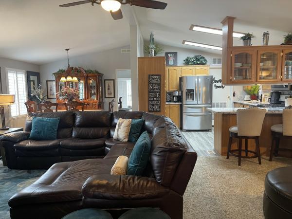 2001 Fleetwood 5603B 2002 Mobile Home