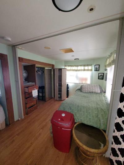 Photo 5 of 8 of home located at 12044 E. Sr 78 Lot 030 Moore Haven, FL 33471