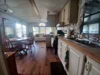 1988 Oakcreek Mobile Home