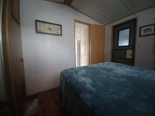 1988 Oakcreek Mobile Home