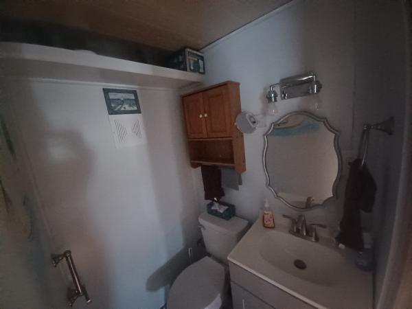 1988 Oakcreek Mobile Home