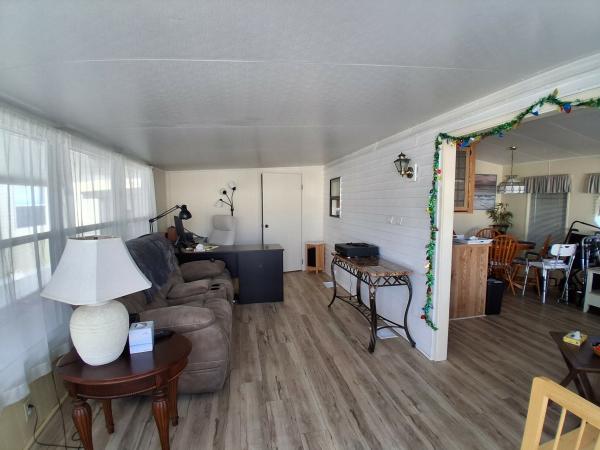 1988 SHOR Mobile Home