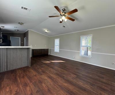 Mobile Home at 1005 Frostwood Huntsville, TX 77340