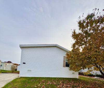 Mobile Home at 11756 Willow Ridge Ct. #381 South Lyon, MI 48178
