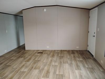 Mobile Home at 227 Riviera Courts Dr Murray, KY 42071