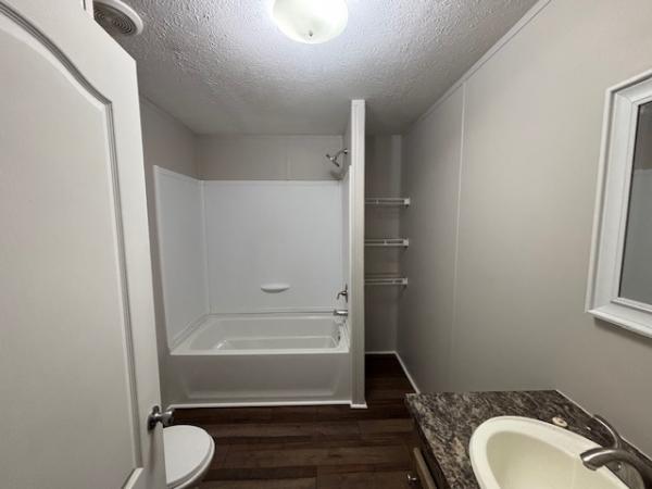 2019 22BRX16482AH19  Home