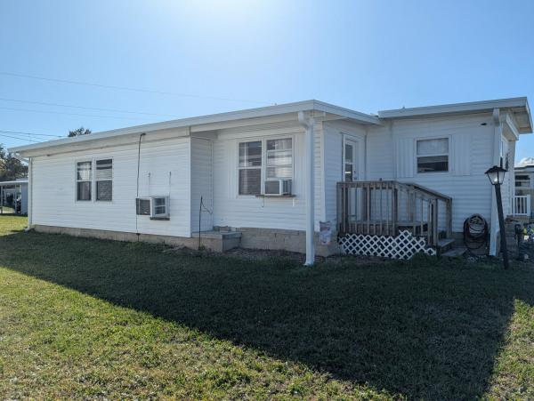1967 NEWM Mobile Home For Sale