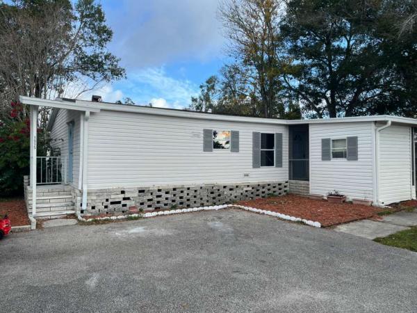 1995  Mobile Home For Sale