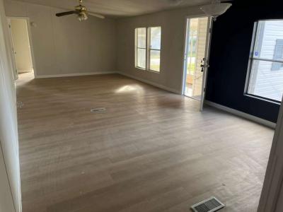 Photo 5 of 18 of home located at 1515 Barkwood Lane Orlando, FL 32828