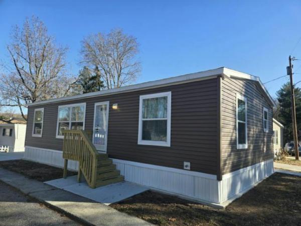 2026 Champion - Redman Homes - Ephrata / Clay Essentials Manufactured Home