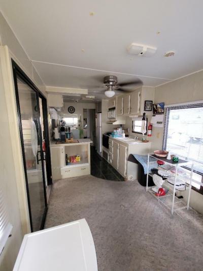 Photo 4 of 9 of home located at 12044 E. Sr 78 Lot 153 Moore Haven, FL 33471