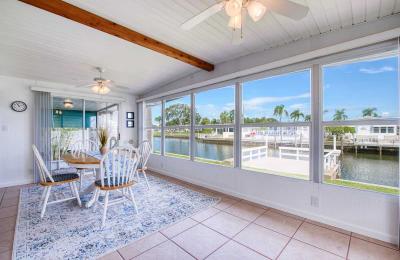 Photo 4 of 43 of home located at 18675 U.s. Hwy 19 N. Lot 309 Clearwater, FL 33764