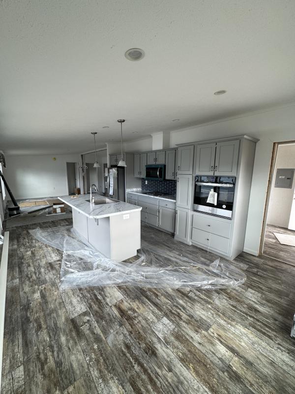 Photo 1 of 2 of home located at 709 Pine Street New Providence, PA 17560