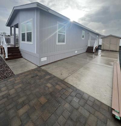 Photo 2 of 20 of home located at 3555 S. Pacific Hwy Lot #156 Medford, OR 97501