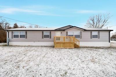 Mobile Home at 192 Echo Lake E Dr Mooresville, IN 46158