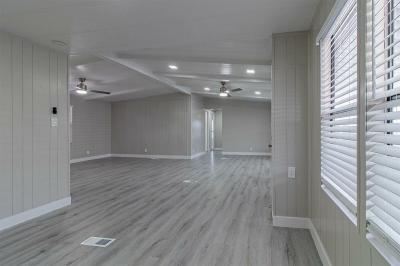 Photo 5 of 20 of home located at 5303 E. Twain Ave. Las Vegas, NV 89122