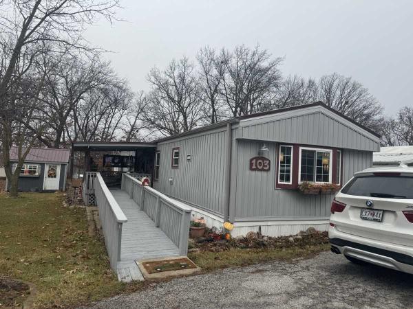 Sunshine  Mobile Home For Sale