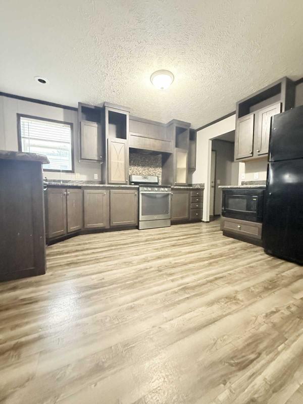 2017 Clayton Manufactured Home