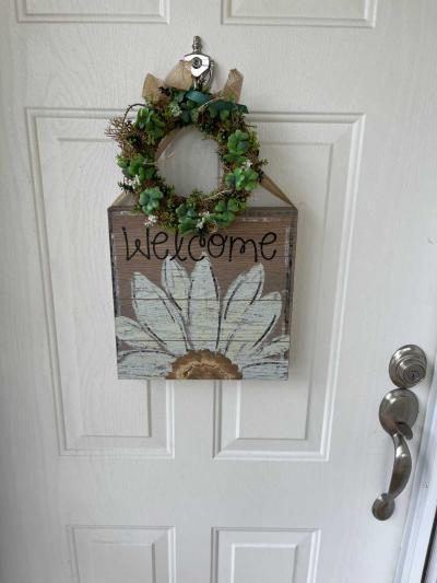 Photo 3 of 29 of home located at 113 Kennette Circle Huntsville, AL 35811