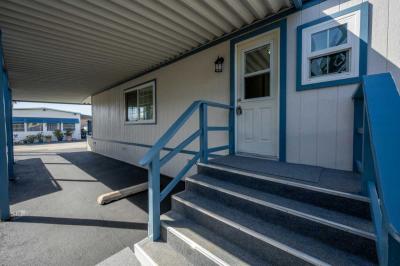 Photo 5 of 59 of home located at 306 Jade Cove Long Beach, CA 90803