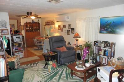 Photo 4 of 23 of home located at 775 W. Roger Rd., #215 Tucson, AZ 85705